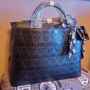 NWT Betsey Johnson Skull Purse Handbag - Black